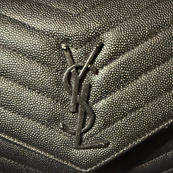Yves Saint Laurent Black Chevron Crossbody Bag - Picture 7 of 13